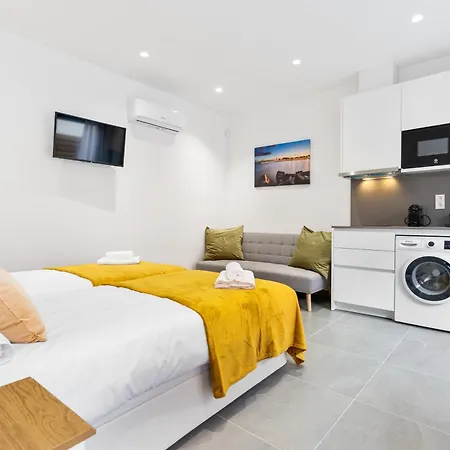 Apartment Fira Building