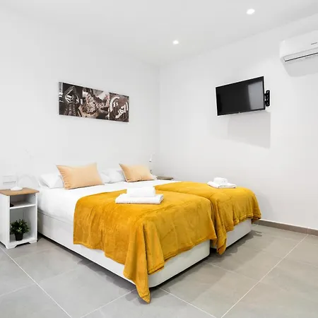 Apartment Fira Building