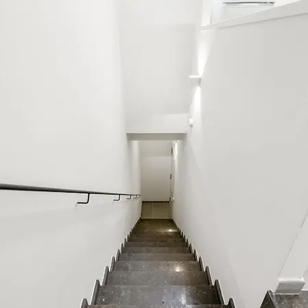 Fira Building Apartment *