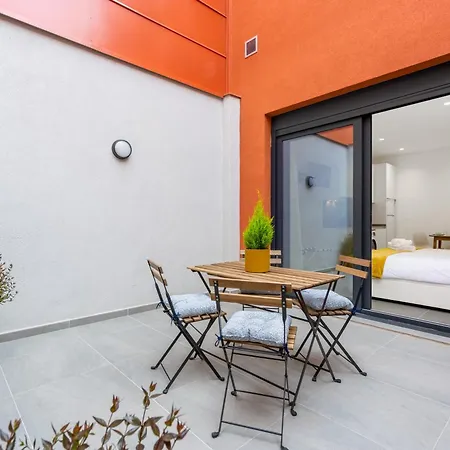 Fira Building Apartment *